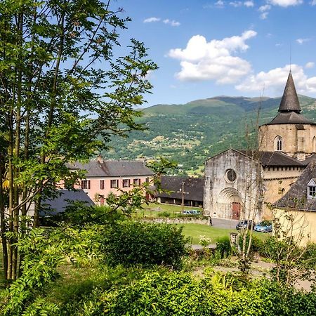 Pyrenees Cycling Lodge Saint-Savin  Екстериор снимка